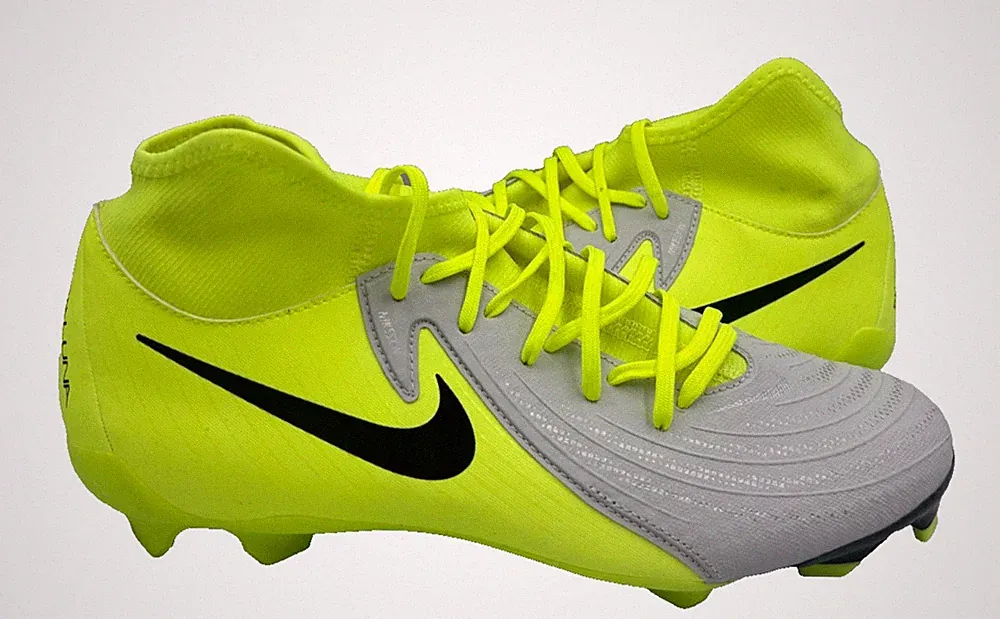 Nike Men's Phantom Luna 2 Pro Lace Up Soccer Cleats Neon Grn/Gry Size:11.5 117D