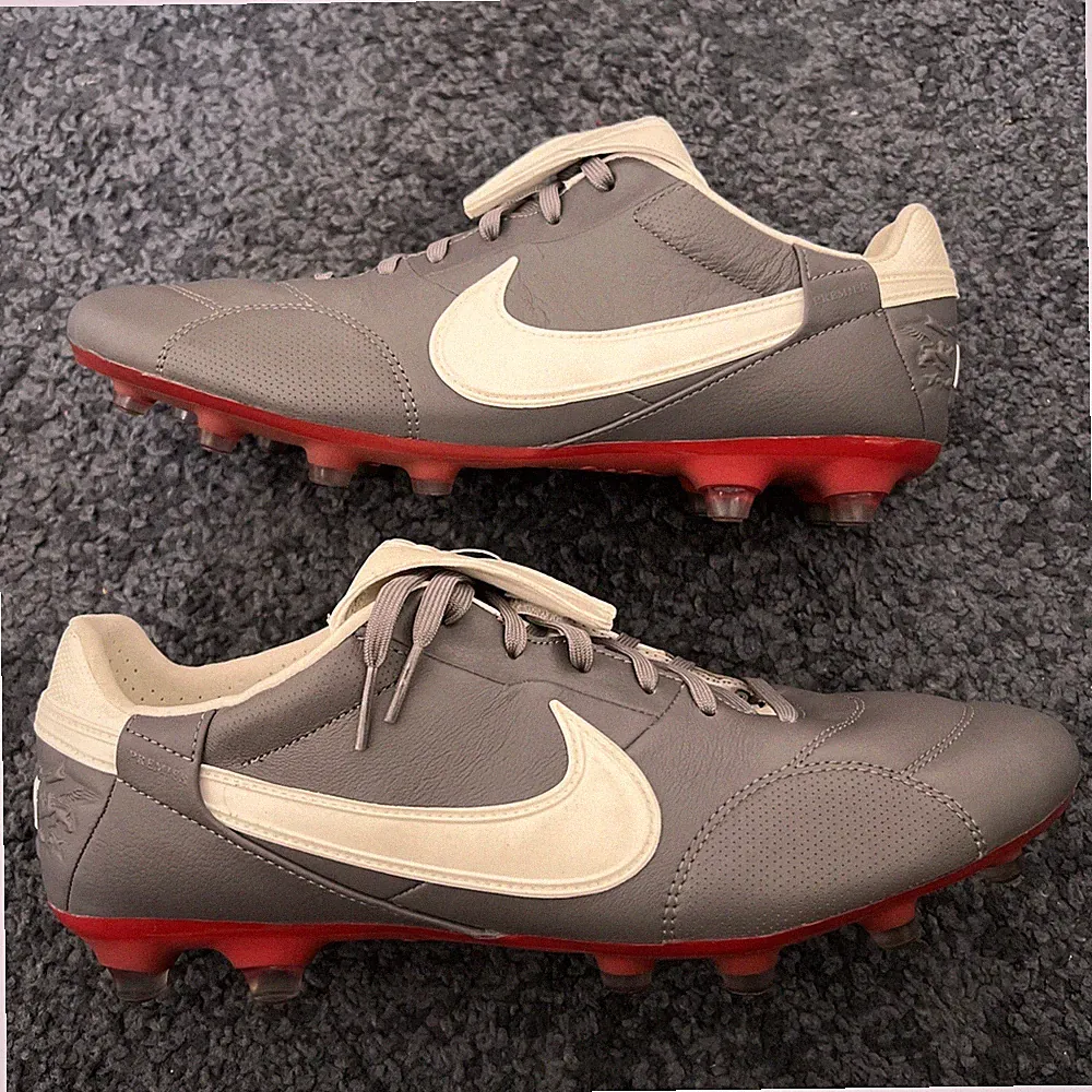 Low Top Firm Ground