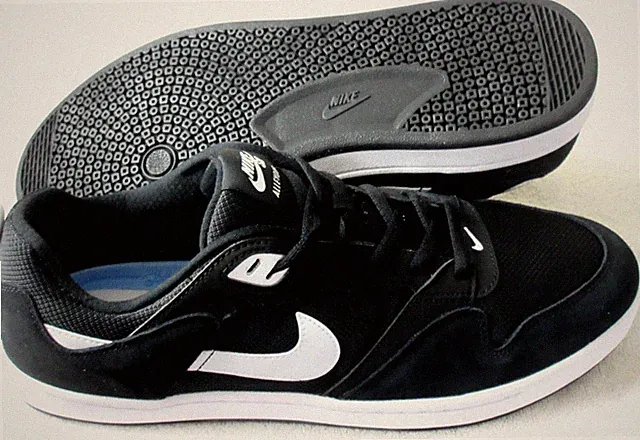 Nike Men's SB Alleyoop Classic Suede Mesh Shoes Black White Black Size 12 NIB