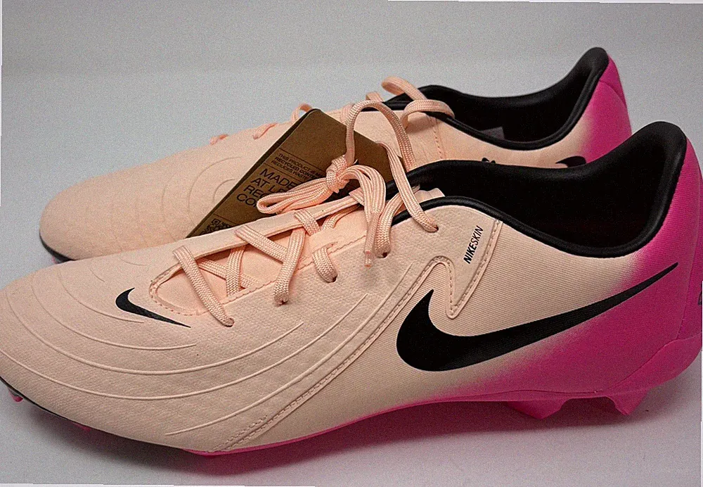 Nike Men's Size 11 Phantom GX II Academy FG/MG (FD6723-800) Pink Soccer Cleats