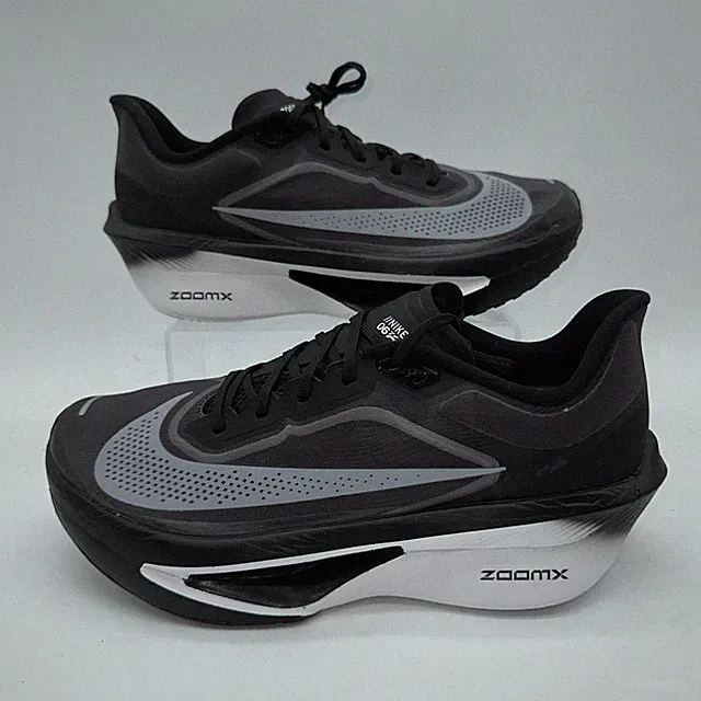 Nike Men's Size 12.5 Zoom FLy 6 (FN8454 001) Black / White Running Sneaker