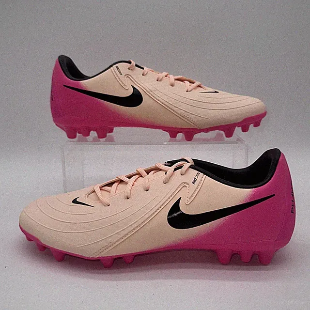 Nike Men's Size 9.5 Phantom GX II Academy AG (FJ2552 800) Soccer Cleat Pink