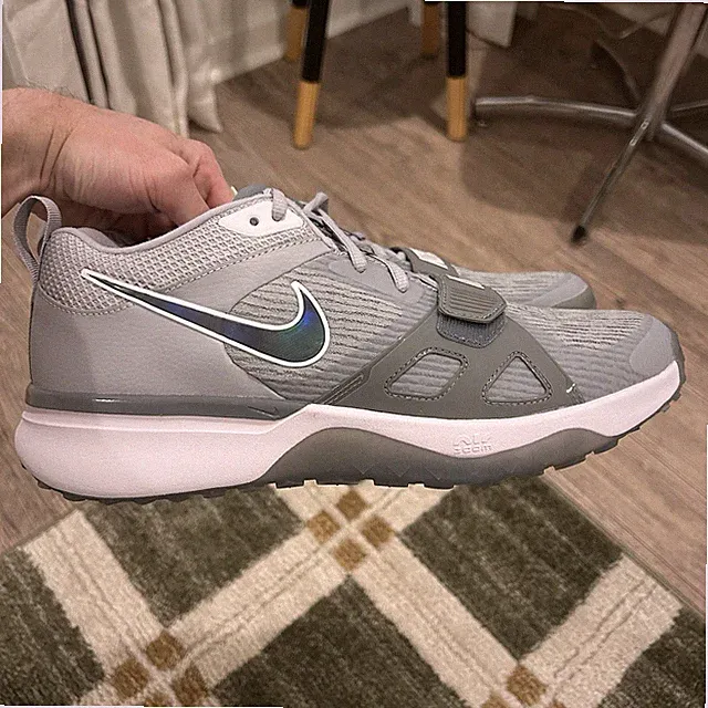 Nike Men's Sz 11.5 Zoom Diamond ELite Turf FB P (FN4250 001) Gray Baseball Cleat