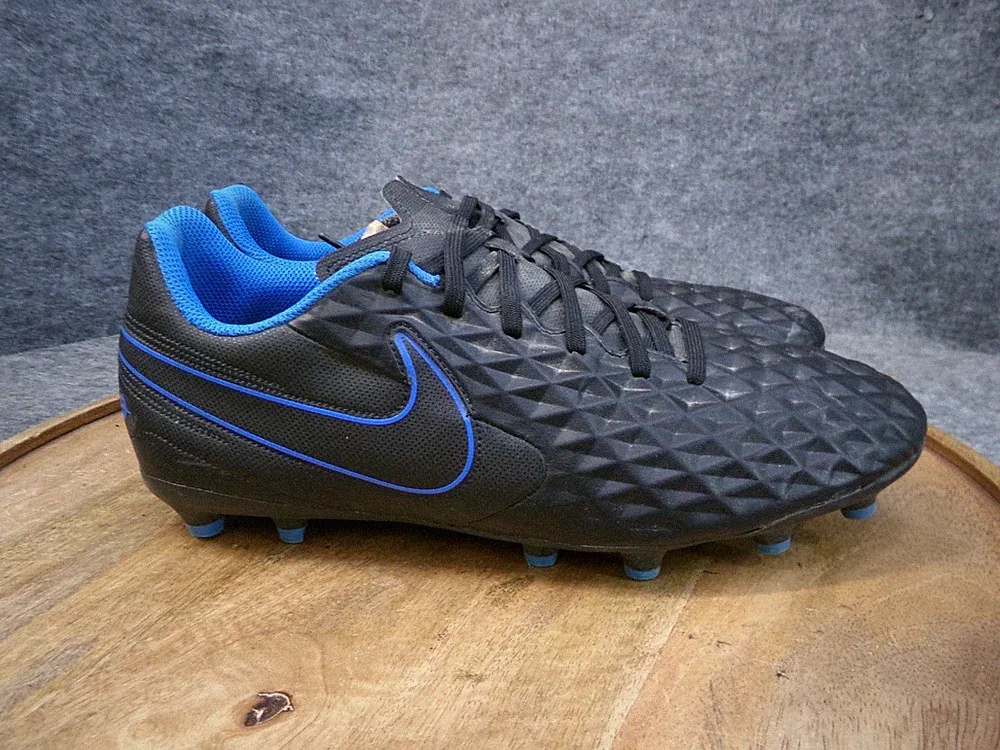Nike Men’s Tiempo Legend 8 Club Soccer Cleats Black/Blue Size 9.5 US AT6107-090