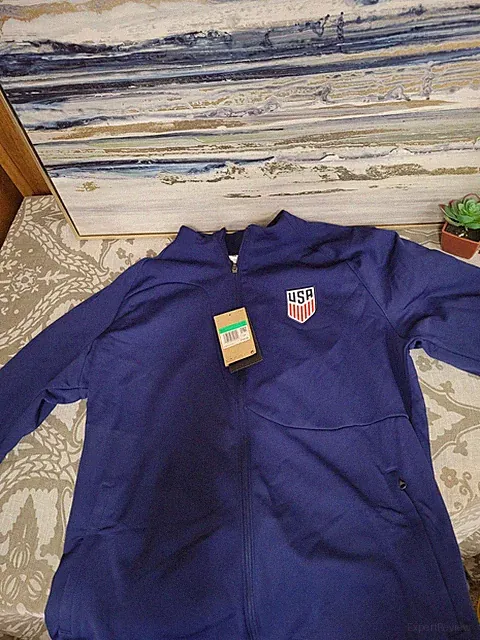 Nike Men’s USA Soccer Team Full Zip Navy SlimFit Light Weight Jacket