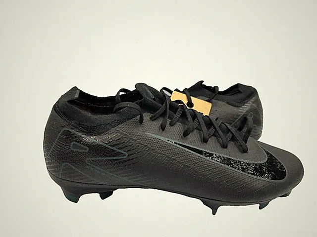 Nike Men's Zoom Mercurial Vapor 16 Lace Up Soccer Cleat Black Size:9.5 200L