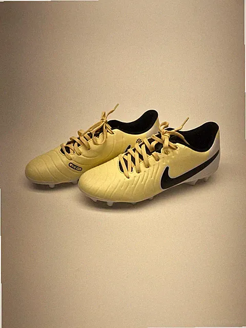 Nike Mens Tiempo Legend 10 Club MG Soccer Cleats Lemonade Black Sz M 6 - W 7.5