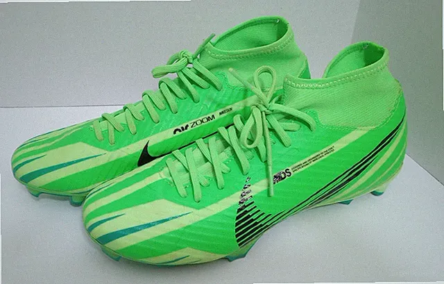 Nike Mercurial Air Zoom Superfly MDS FJ7190-300 Soccer Cleats size 7 Used