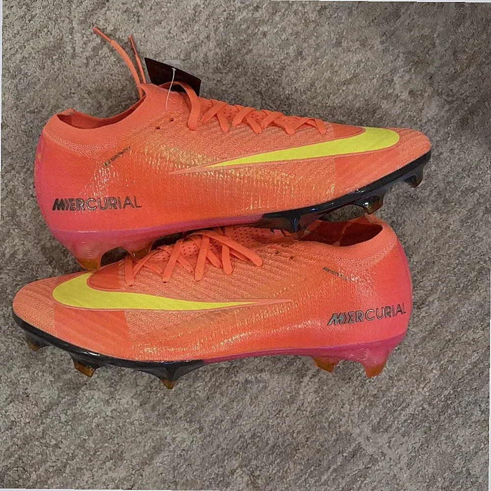Nike Mercurial cosmic speed Orange Yellow Dynamic Fit Soccer Shoes SZ9