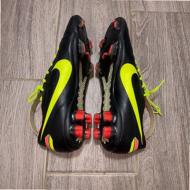 NIKE MERCURIAL GLIDE III FG SOCCER CLEATS FOOTBALL BOOTS US9.5 UK8.5 EUR43 MENS