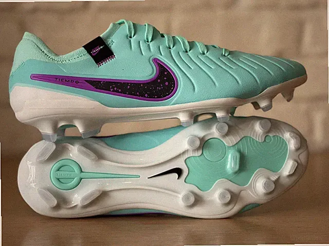 Nike Mercurial Legend Pro 10 FG Soccer Cleats Hyper Turquoise Men 7.5 / Women 9