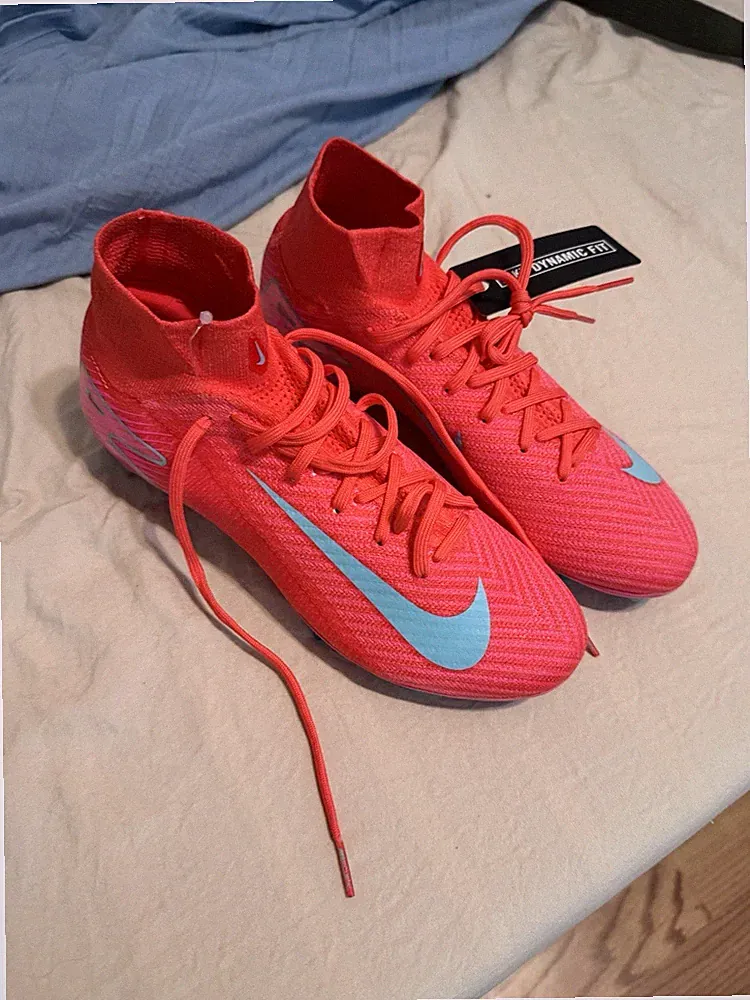 Nike Mercurial Mid Top Soccer Cleats Pink Blue Synthetic Breathable Lace Up