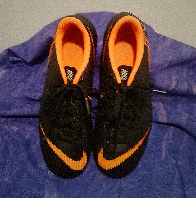 Nike Mercurial Multiground Speed System Soccer Cleats, Black & Orange, Size 2Y