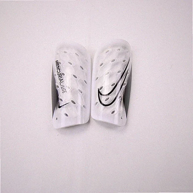 Nike Mercurial Shin Guards Men's White New with Tags M