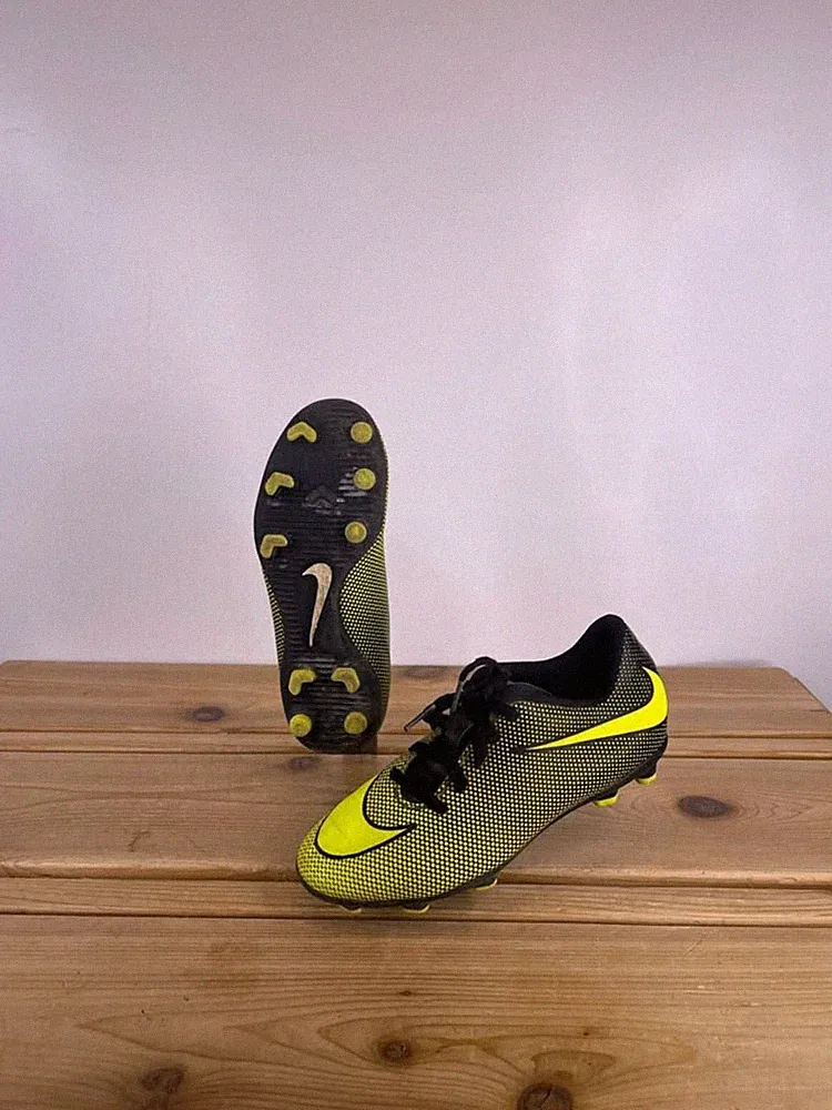 Nike Mercurial Soccer Cleats - Volt/Black - Youth Size 1.5Y