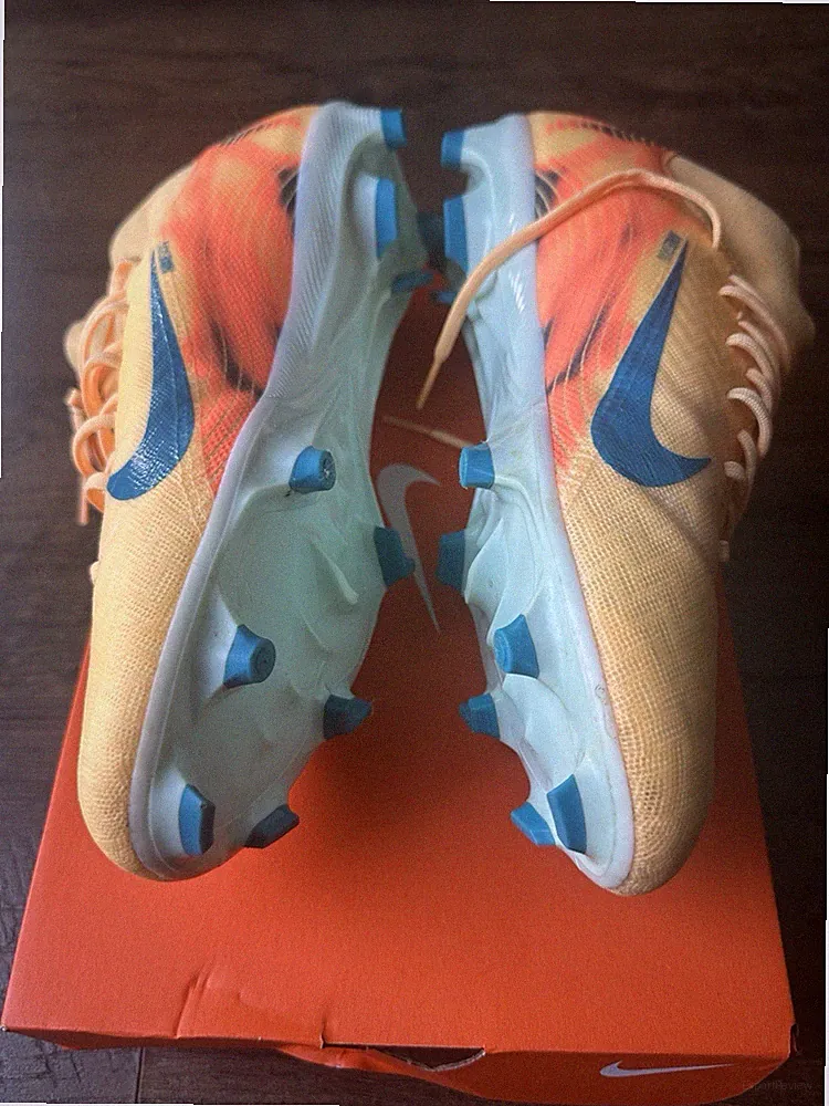 Nike Mercurial Superfly 10 Academy KM FG/MG Soccer Cleats Men's 8.5 Women’s 10