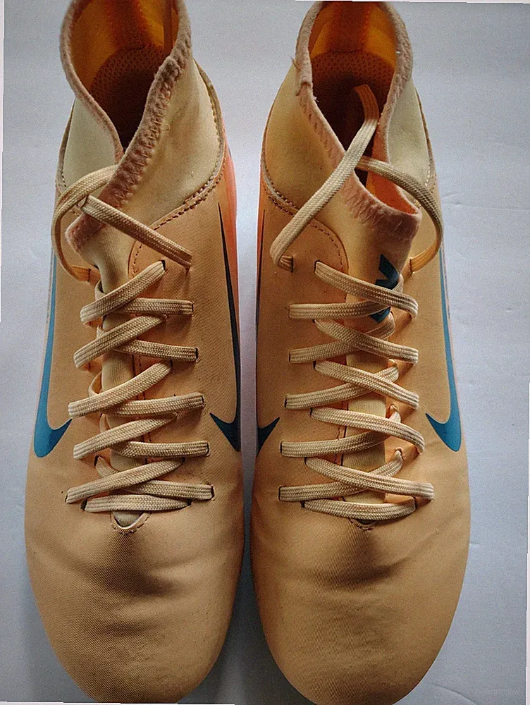 Nike Mercurial Superfly 6Y Big Kids' (Youth) size 6 Soccer Cleats