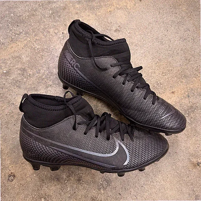 Nike Mercurial Superfly 7 Academy MG Cleats Youth Size 4Y Black AT8150-010