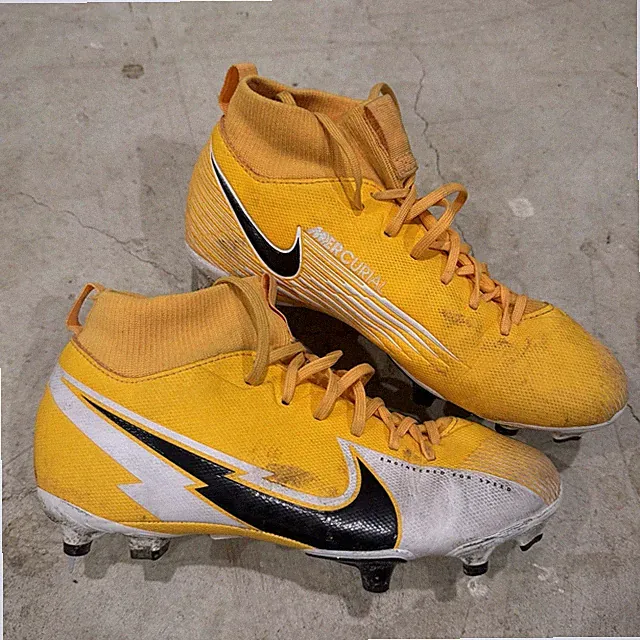 Nike Mercurial Superfly 7 CR7 Turf Soccer Cleats AT8120-160 Youth Size 3.5Y