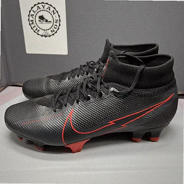 Nike Mercurial Superfly 7 Pro Black Soccer Cleats AT5382-060 Men Sz 6.5 Preowned
