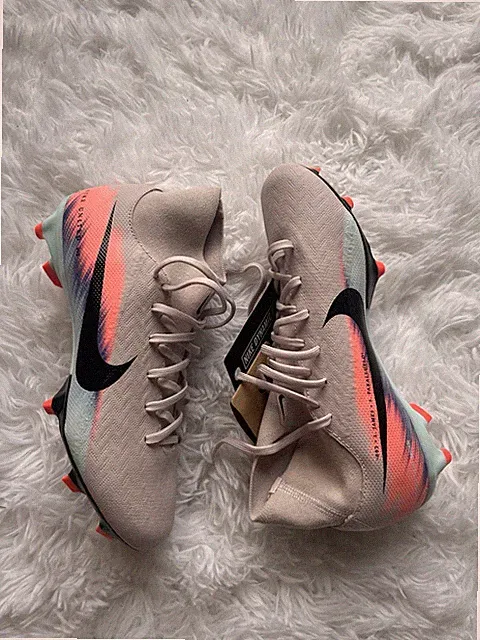 Nike Mercurial Superfly Mid Top Lace-Up Soccer Cleats Pink Teens