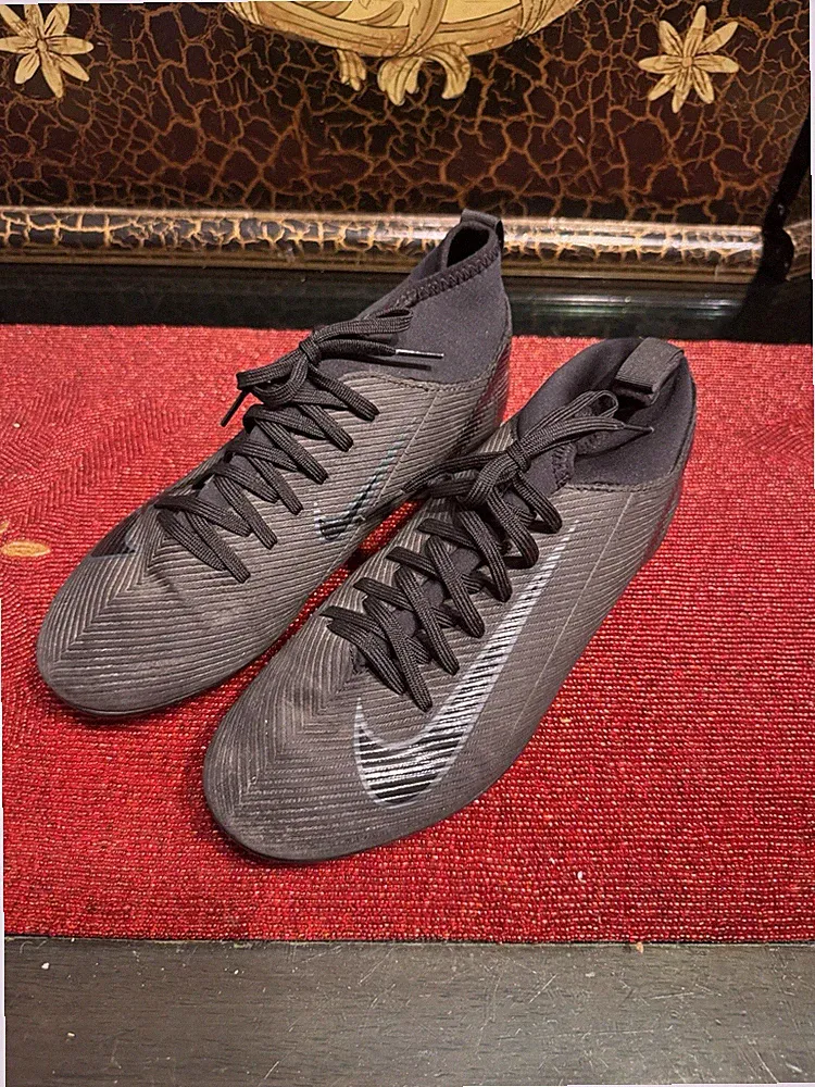 Nike Mercurial Superfly Soccer Cleats Men’s 9.5 Black High Top FG Football