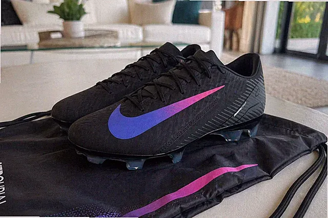 Nike Mercurial Superfly Soccer Cleats Men Size 9 (BRAND NEW)
