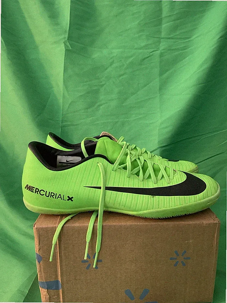 Nike Mercurial Vapor 11 Indoor Boots Soccer Cleats Futsal Lime Green Size 8