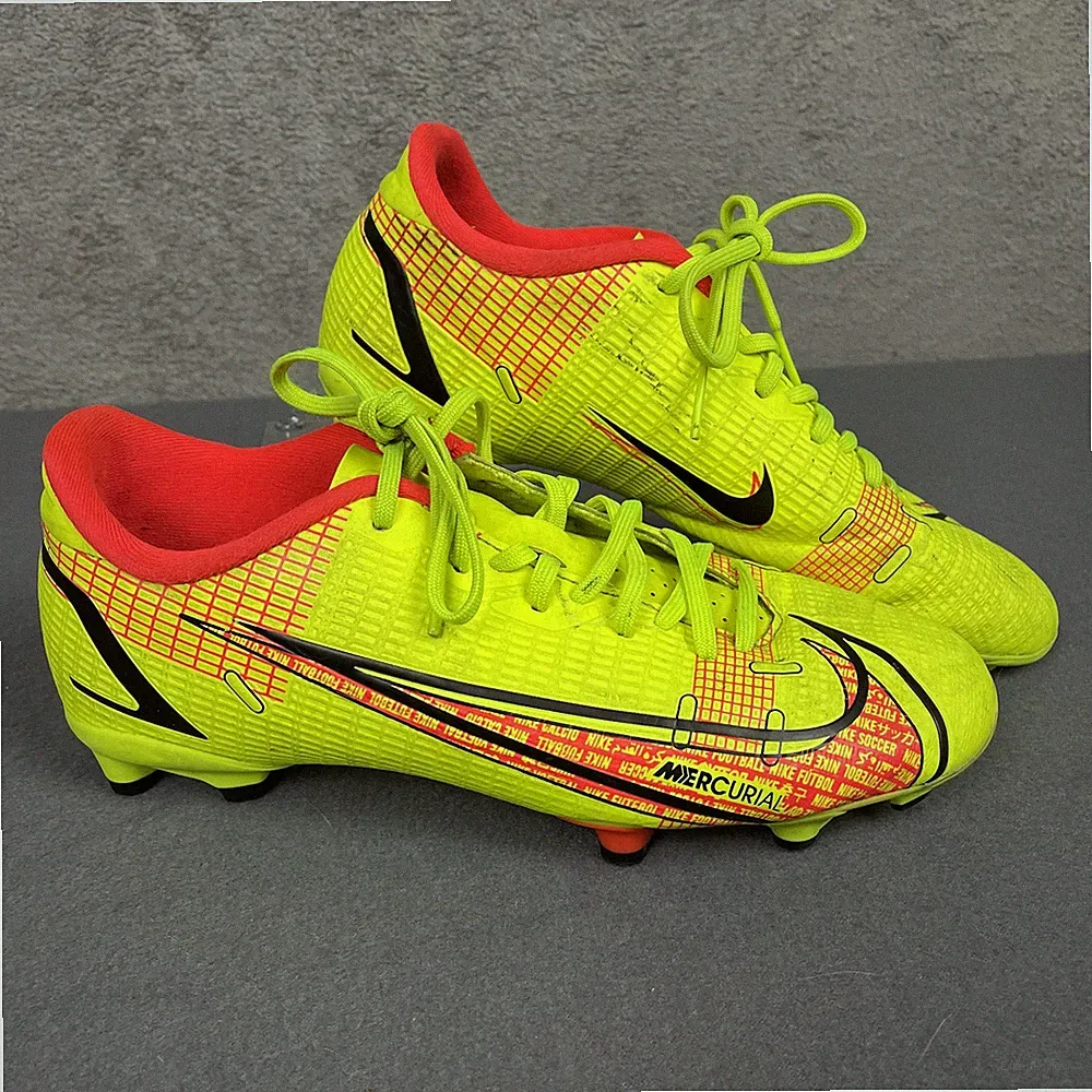 Nike Mercurial Vapor 14 Academy Shoes Youth Size 4Y Soccer Cleats CV0811-760