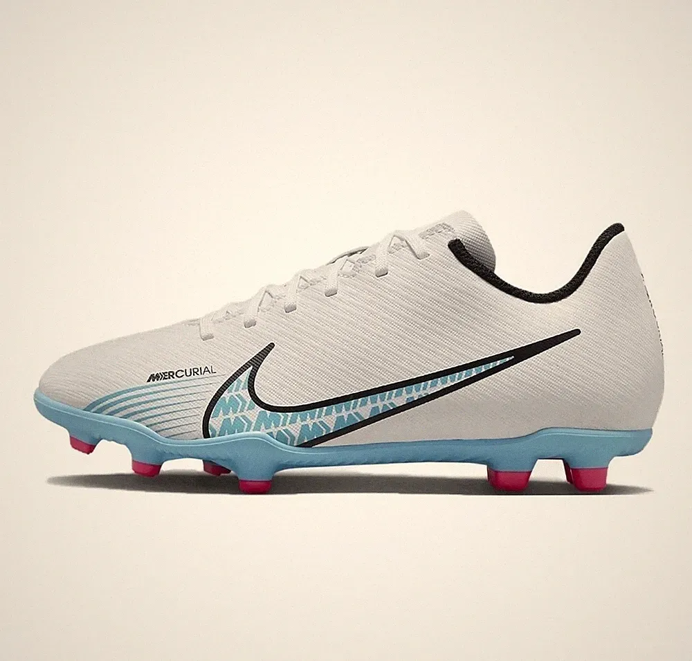 Nike Mercurial Vapor 15 Club FG MG Low Blast Pack Soccer Cleats Sz 1.5Y