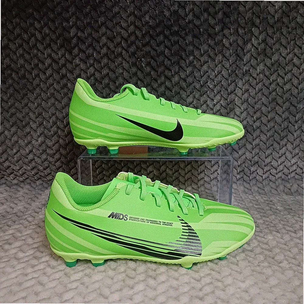 Nike Mercurial Vapor 15 Club MG GS Dream Speed Green Soccer Cleats Size 6Y