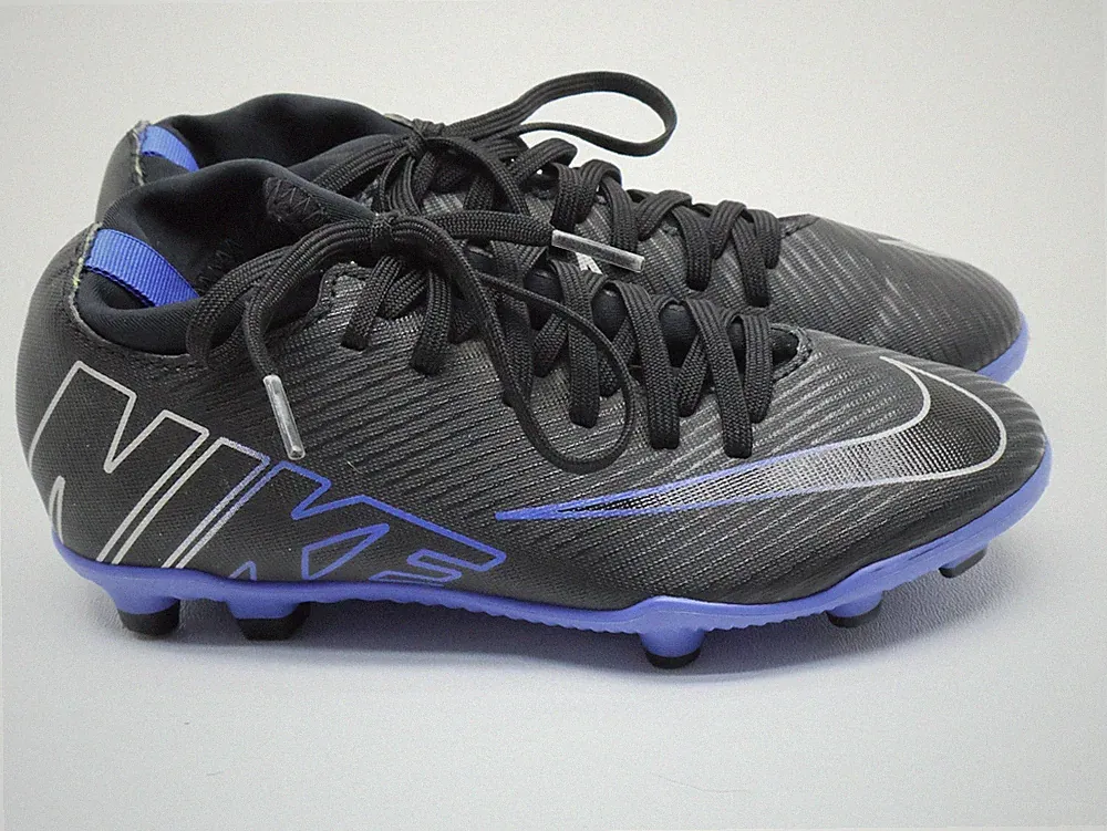 Nike Mercurial Vapor 15 Club MG Soccer Cleats Black DJ5959-040 Size 1.5Y