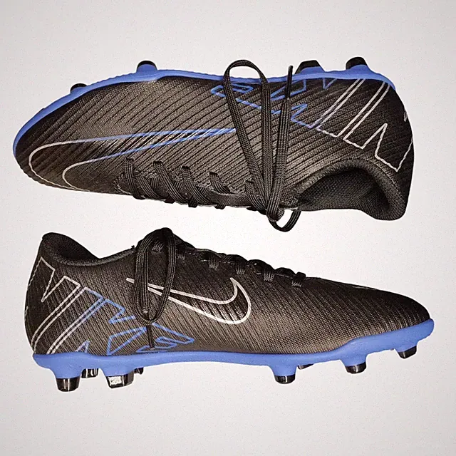 Nike Mercurial Vapor 15 Club MG Soccer Cleats Youth Size 4.5 Multi DJ5963-040