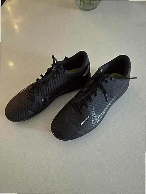 Nike Mercurial Vapor 15 Club TF Turf Shoes Men’s Size 7.5 Indoor Soccer