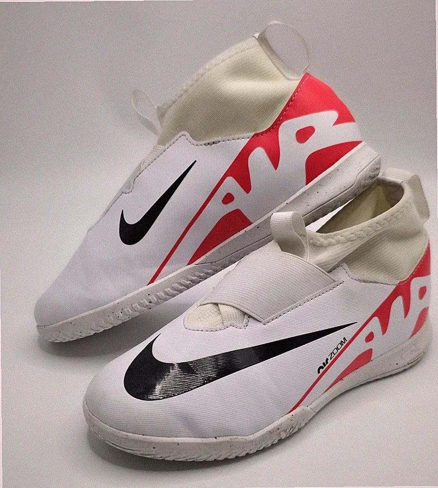 Nike Mercurial Vapor 15 Turf Kids White Red Soccer Cleats Size 4.5Y