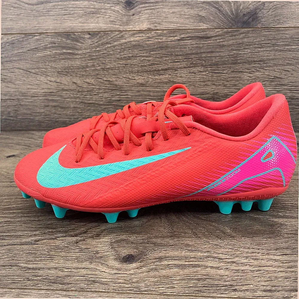 Nike Mercurial Vapor 16 Academy FG Soccer Cleats Kids Size 4.5 FQ8364