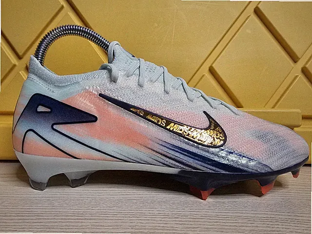 Nike Mercurial Vapor 16 Elite MDS FG CR7 Soccer Cleats HQ3028-300 Sz 7 RARE