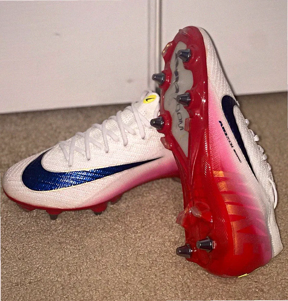 Nike Mercurial Vapor 16 Elite Soccer Cleats White & Red US 7.5 men’s