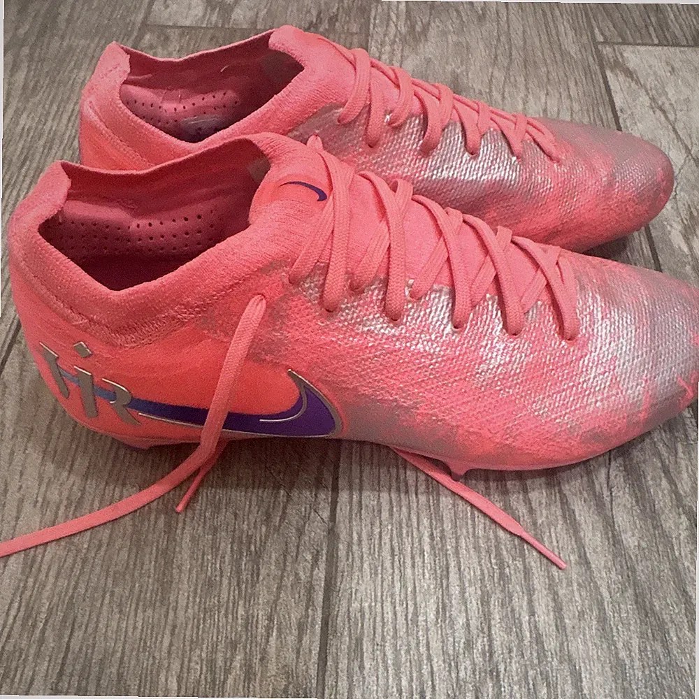 Nike Mercurial Vapor 16 Pro Vini Jr MG Soccer Cleats (USED COUPLE TIMES) NO BOX