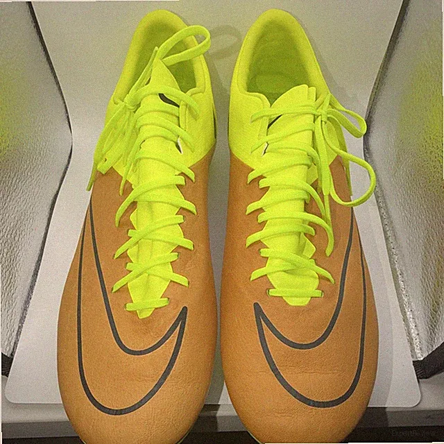 NIKE MERCURIAL VAPOR X LEATHER TECH CRAFT FG CANVAS/BLACK/VOLT SIZE 9 Men