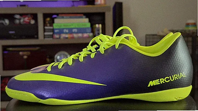 Nike Mercurial Victory IV IC 555614-570 Purple Turf Soccer Shoes Mens 12 Rare