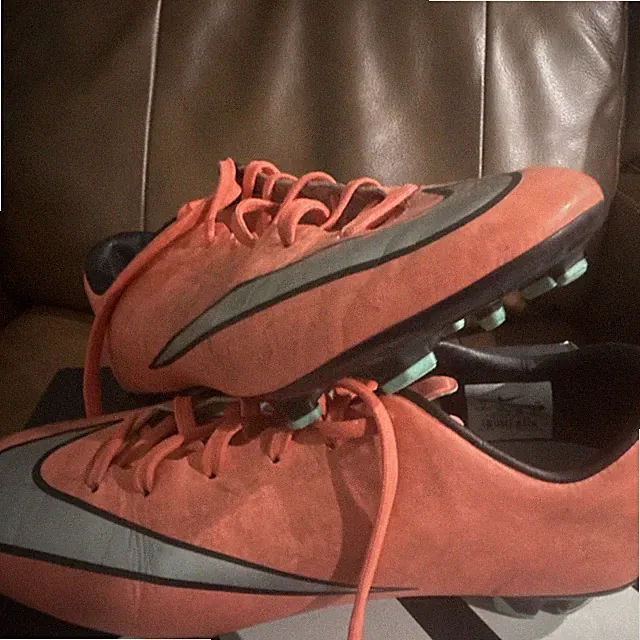 Nike Mercurial Victory Men's Low Top Soccer Cleats Orange Gray Black