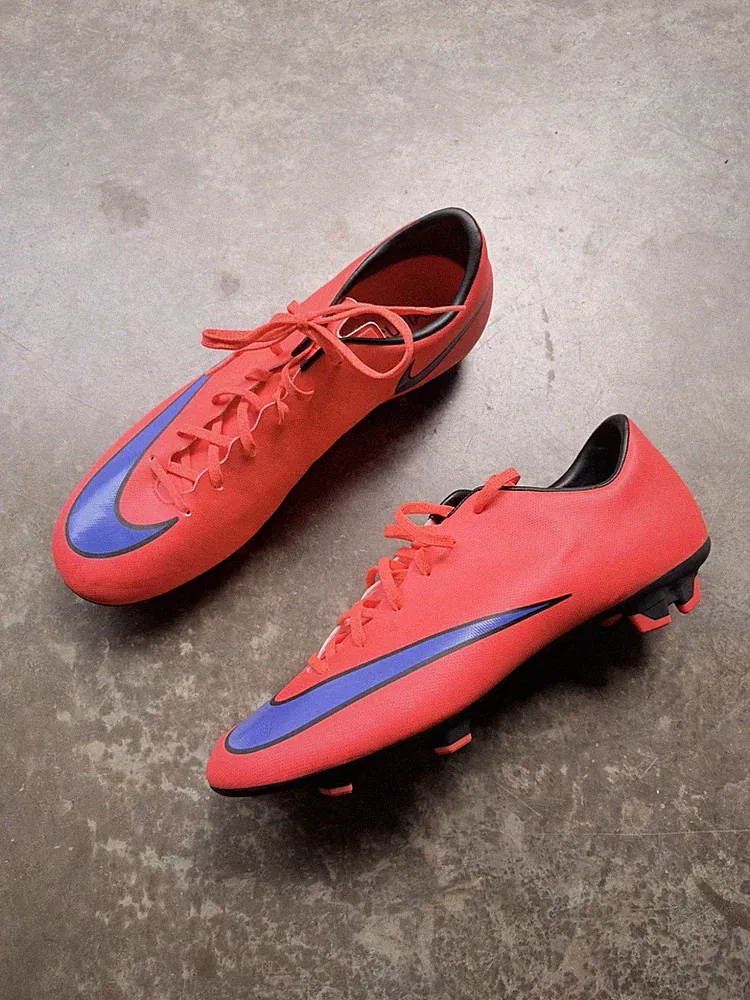 Nike Mercurial Victory V FG Hyper Punch/Crimson Men's Cleats Size 11 Soccer