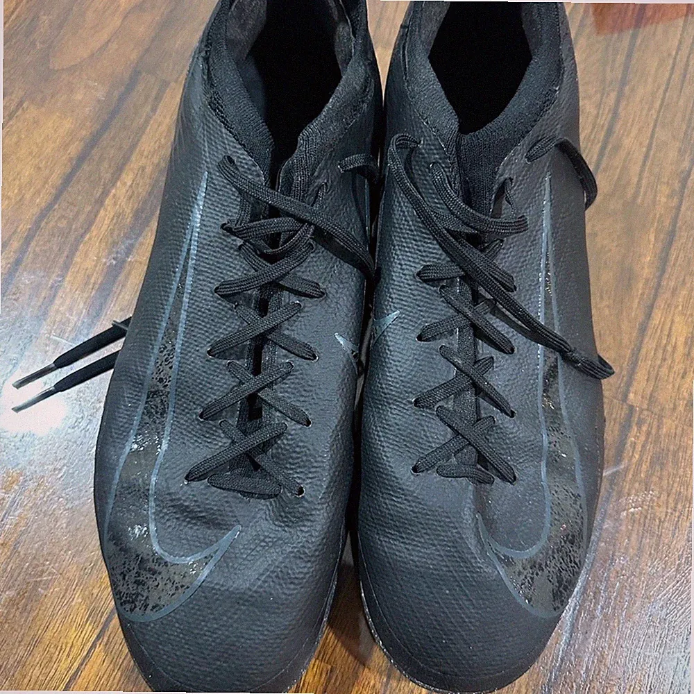 Nike Mercurial Zoom Vapor 16 Pro Turf Soccer Cleats - size 11.5