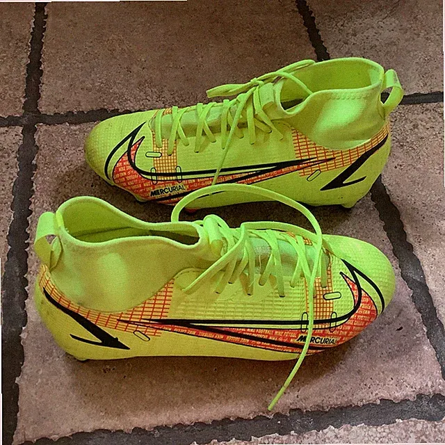 Nike MercurialVapor 14 Academy Youth Firm Ground Cleats Soccer 5Y Yellow