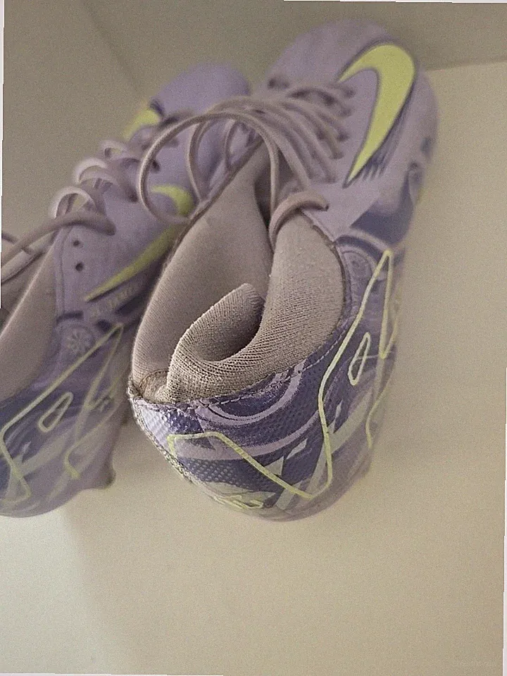Nike Mid Top Soccer Cleats Purple Yellow Plastic Lace Up Athletic. Men's 9.5.
