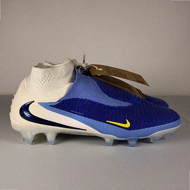 Nike Phantom 6 High Elite FG Fear Nothing Pack Soccer Cleats Mens 6 / Womens 7.5