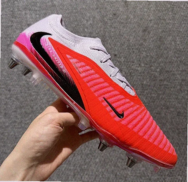 Nike Phantom 6 Low Elite FG Size 11