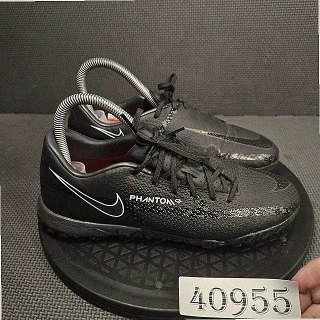 Nike Phantom GT Shoes Youth Size 6.5 Soccer Turf Low Top Sneakers DC0803-001