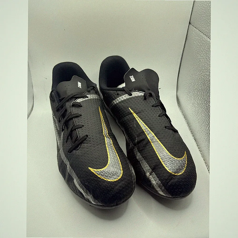 Nike Phantom GT2 Academy MG Soccer Cleats Black Gold Silver Kids Youth
